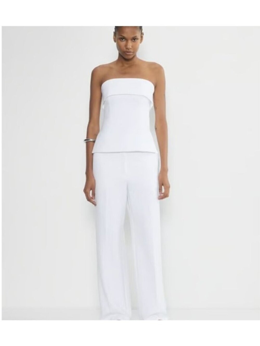 Aritzia Babaton Element White Tube Top Sz 2 Linen blend